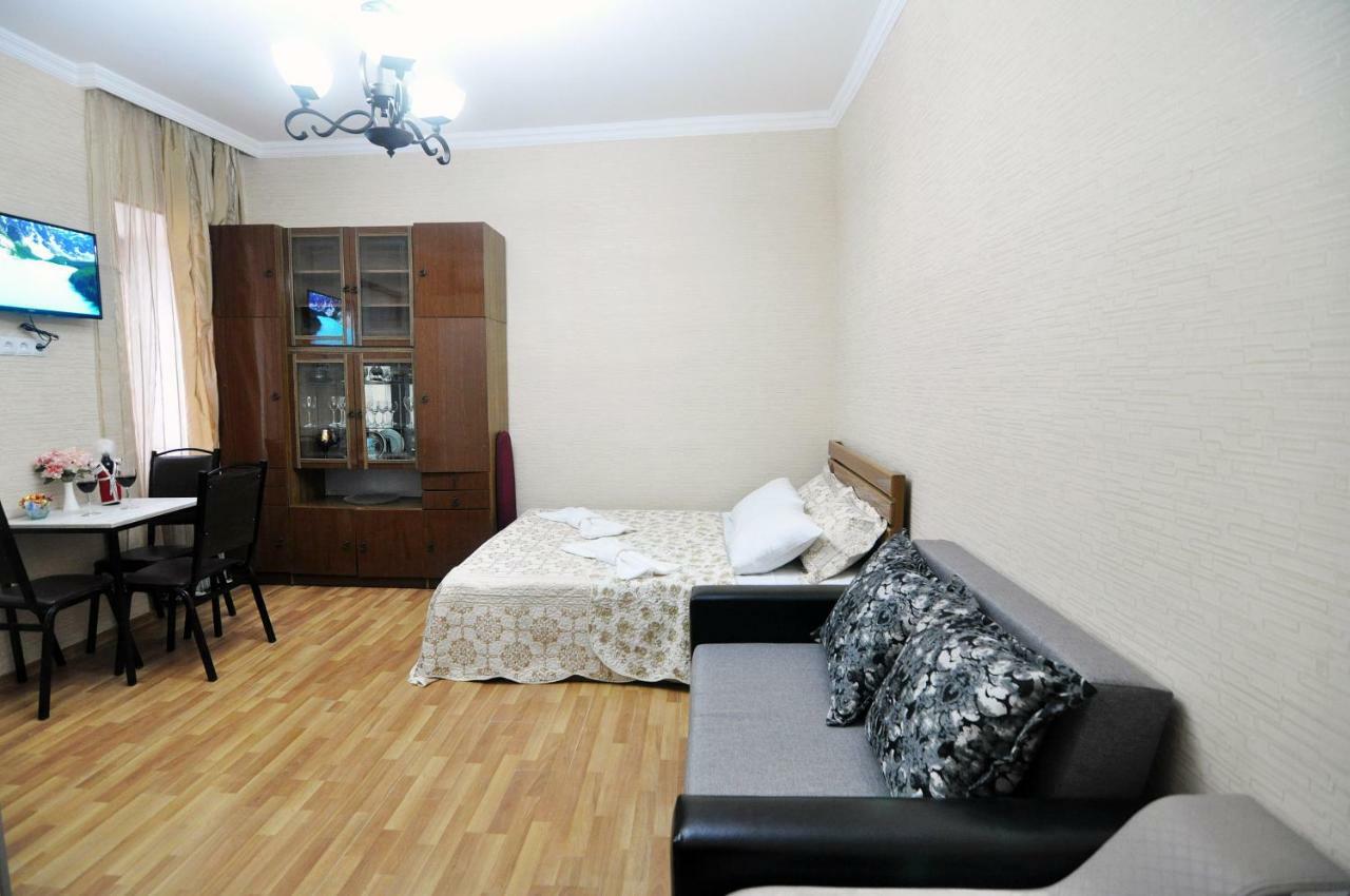 Apartment Albatross Tbilisi Exterior photo